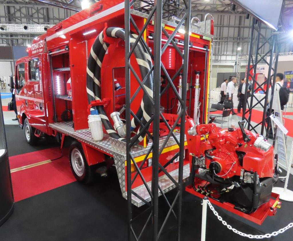 多目的多機能積載車　Ⅰ型　小型消防ポンプ付積載車（標準仕様・固定配管仕様）　Ⅱ型　小型消防ポンプ付積載車